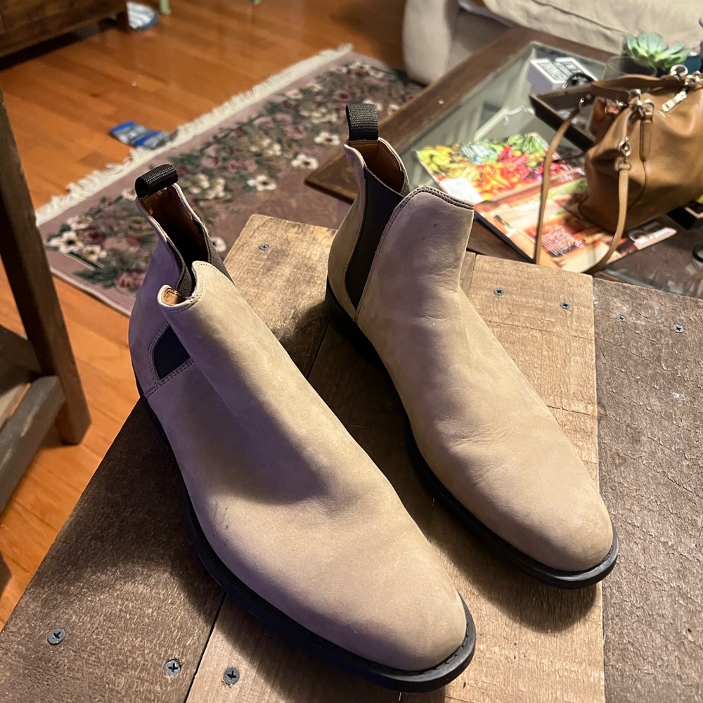 Also suede Chelsea boots- sand m
